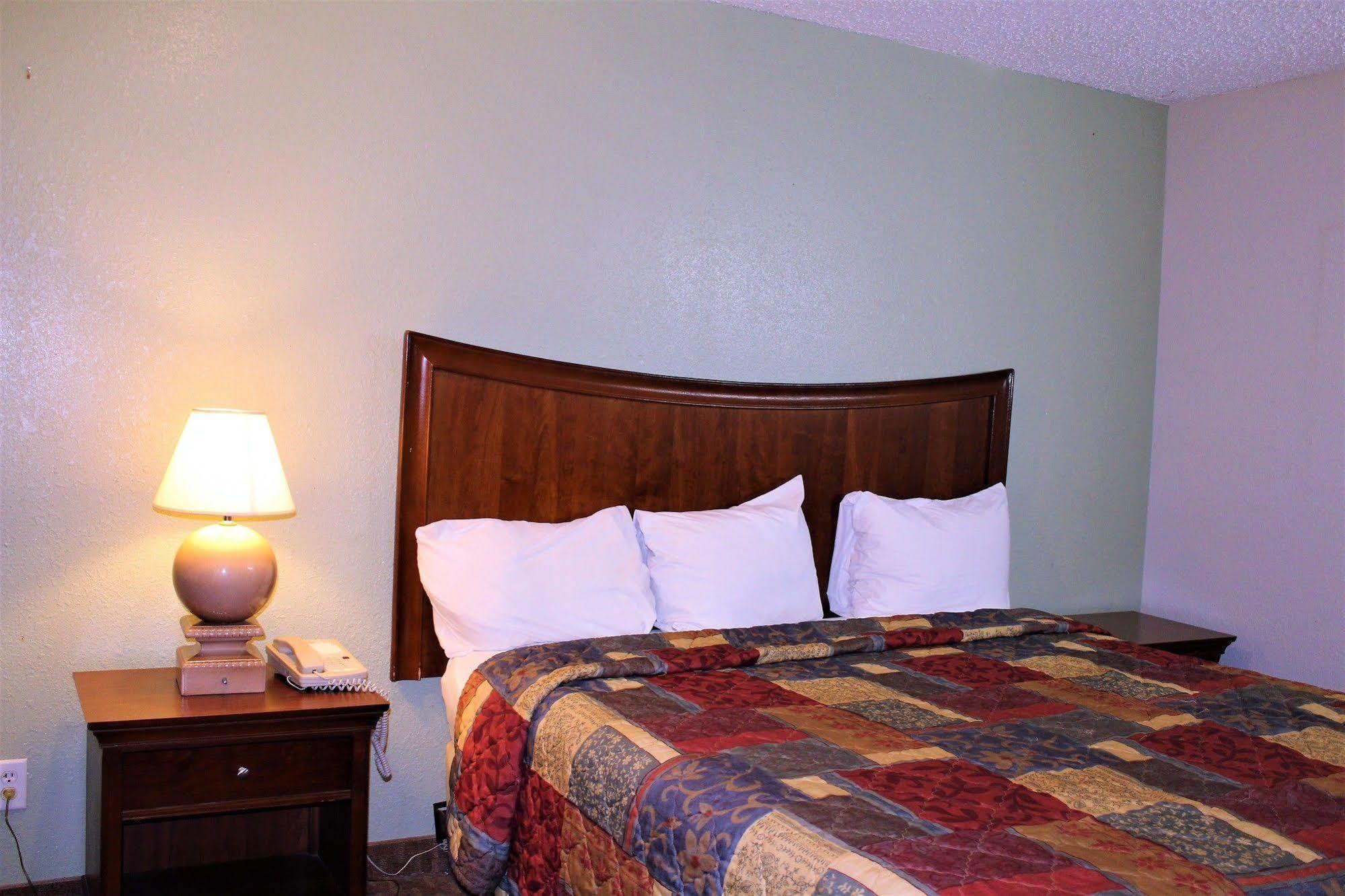 Airport Inn - Chattanooga Exterior photo